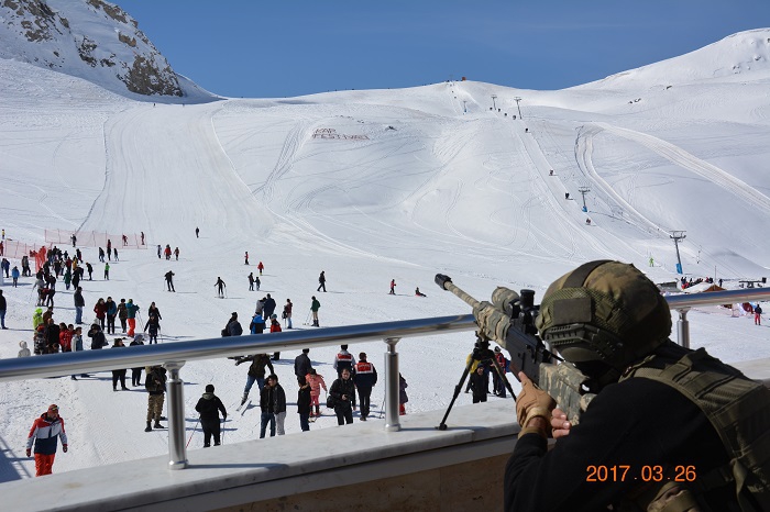 HAKKARİ’DE 'KAR FESTİVALi' 18
