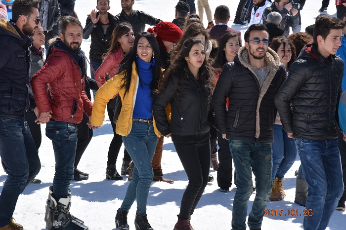 HAKKARİ’DE 'KAR FESTİVALi' 22