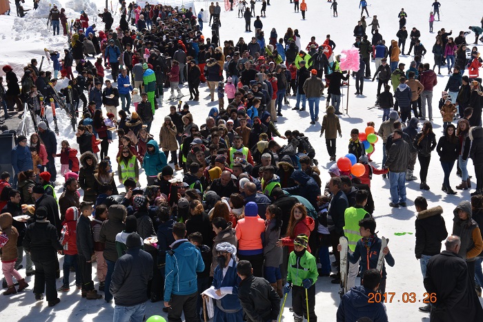 HAKKARİ’DE 'KAR FESTİVALi' 23