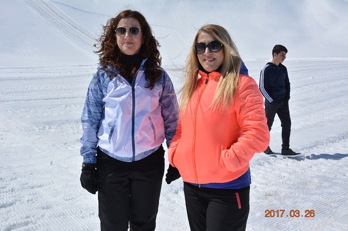 HAKKARİ’DE 'KAR FESTİVALi' 35