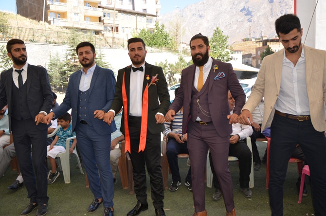 Kahraman ailesinin mutlu günü 12