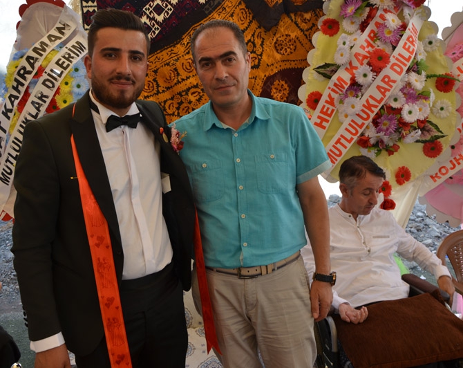 Kahraman ailesinin mutlu günü 15