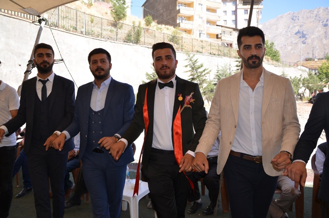 Kahraman ailesinin mutlu günü 17