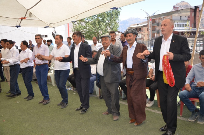 Kahraman ailesinin mutlu günü 4