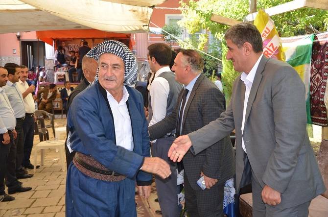 Ölmez ailesinin mutlu günü 21