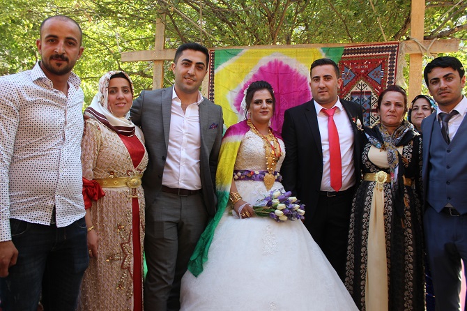 Ölmez ailesinin mutlu günü 4