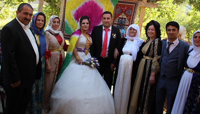 Ölmez ailesinin mutlu günü 6