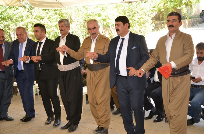 Ölmez ailesinin mutlu günü 9