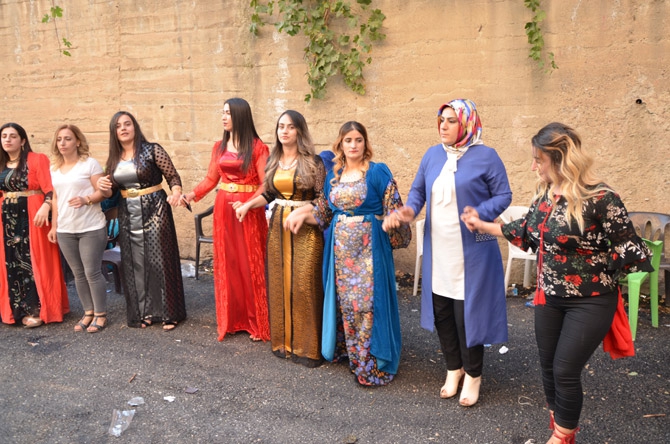 Hakkarili Akademisyen dünya evine girdi 15