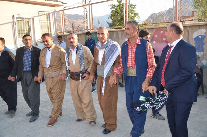 Hakkarili Akademisyen dünya evine girdi 8