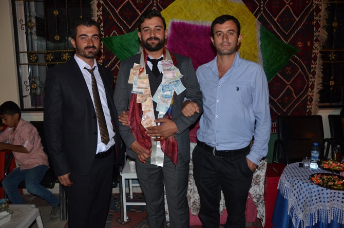 Özek ailesinin mutlu günü! 12