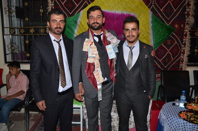 Özek ailesinin mutlu günü! 14