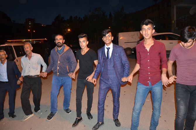 Özek ailesinin mutlu günü! 5