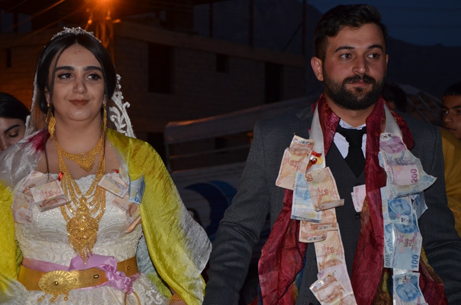 Özek ailesinin mutlu günü! 6