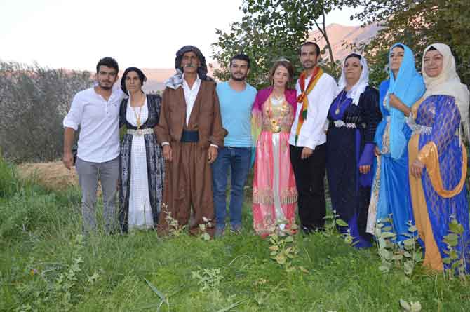 Koç ailesinin mutlu günü 28