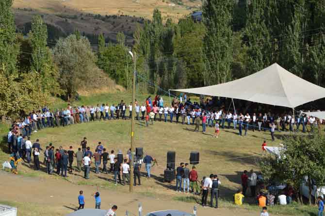 Koç ailesinin mutlu günü 3