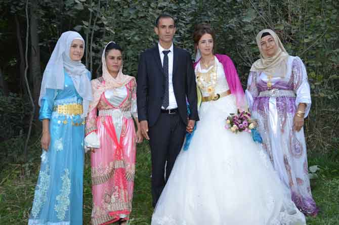 Koç ailesinin mutlu günü 7