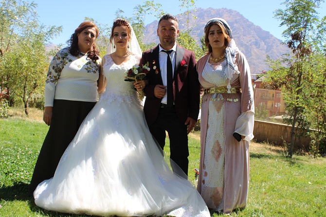 Demir & Özkan ailesinin mutlu günü 16