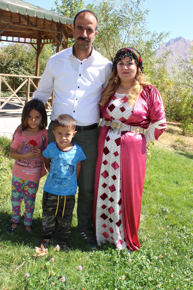 Demir & Özkan ailesinin mutlu günü 25