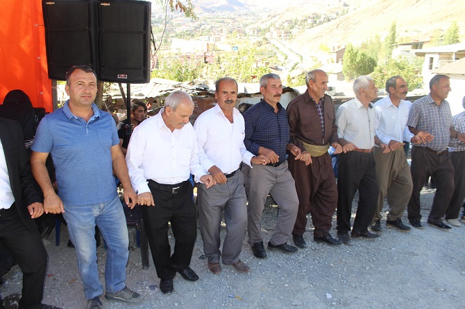 Demir & Özkan ailesinin mutlu günü 44