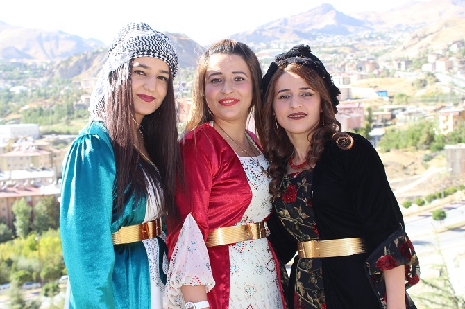 Demir & Özkan ailesinin mutlu günü 76