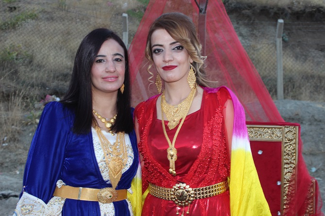 Demir & Özkan ailesinin mutlu günü 83