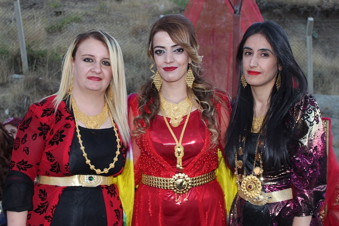 Demir & Özkan ailesinin mutlu günü 84