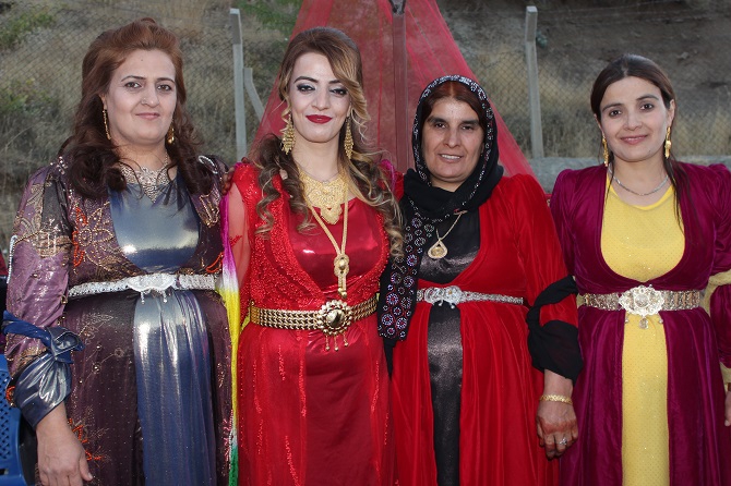 Demir & Özkan ailesinin mutlu günü 86