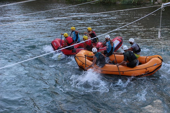 Hakkari Cilo Rafting Takımımız Türkiye üçüncüsü oldu. 12