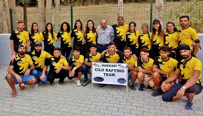 Hakkari Cilo Rafting Takımımız Türkiye üçüncüsü oldu. 13
