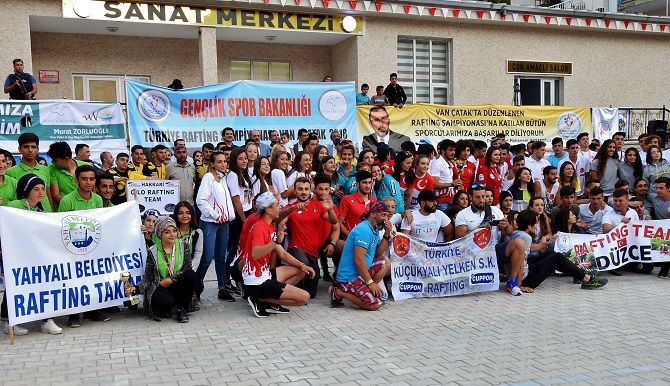 Hakkari Cilo Rafting Takımımız Türkiye üçüncüsü oldu. 3