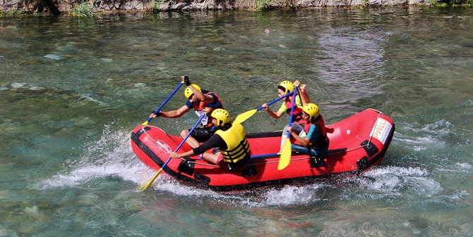 Hakkari Cilo Rafting Takımımız Türkiye üçüncüsü oldu. 9