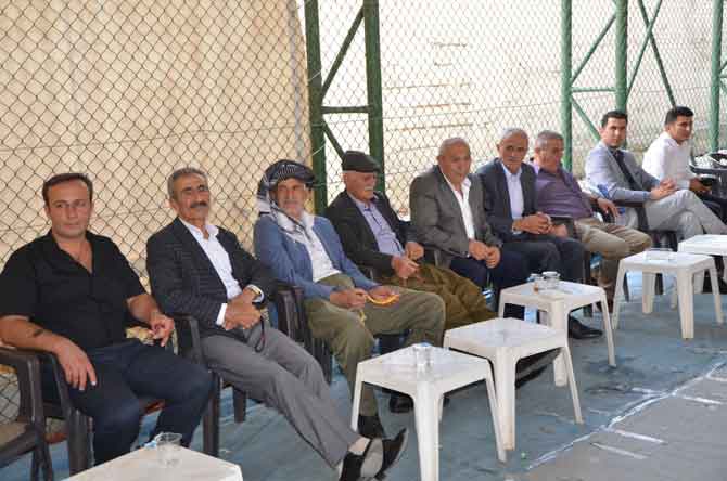 Adıyaman ailesinin mutlu günü 12