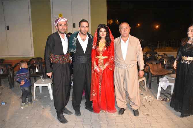 Ölmez ailesinin mutlu günü 42