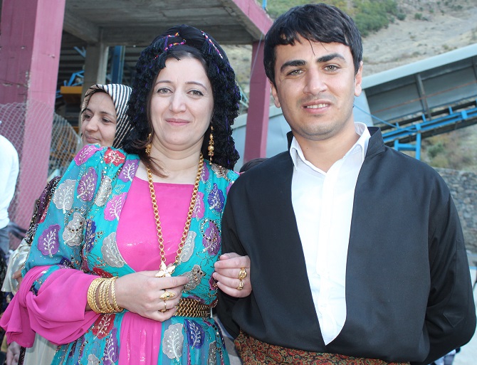 Ölmez ailesinin mutlu günü! 12