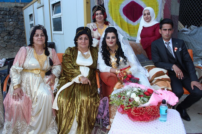 Ölmez ailesinin mutlu günü! 13