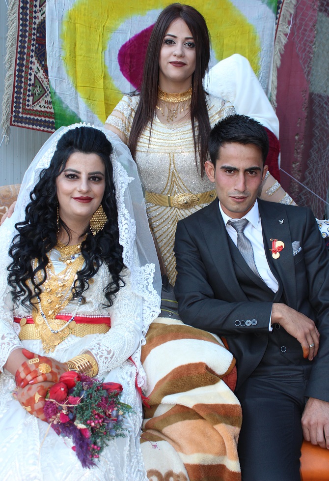 Ölmez ailesinin mutlu günü! 14