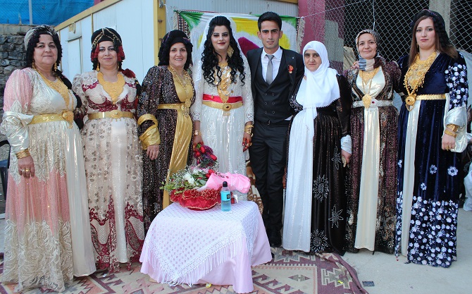 Ölmez ailesinin mutlu günü! 15