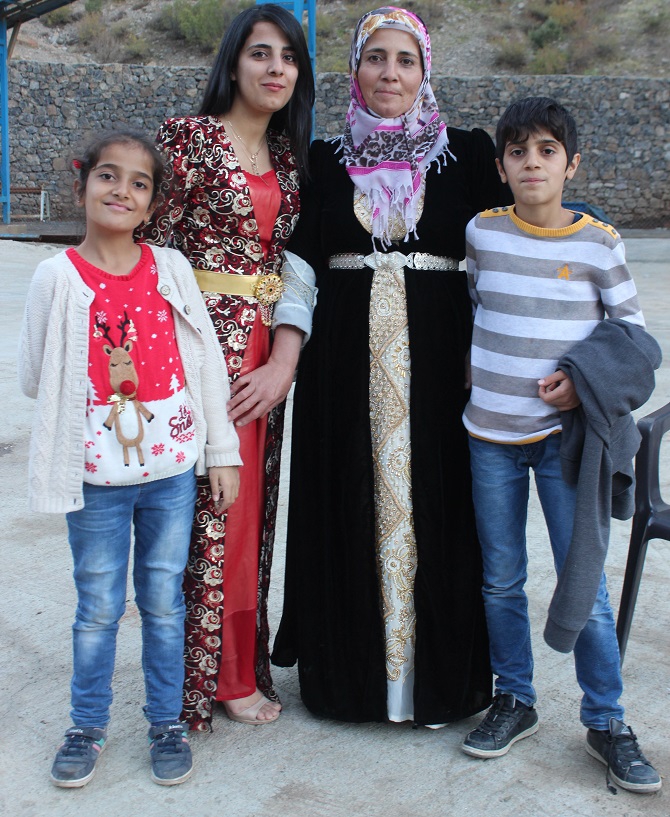 Ölmez ailesinin mutlu günü! 23