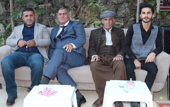 Ölmez ailesinin mutlu günü! 28