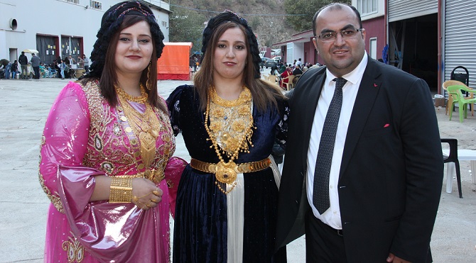 Ölmez ailesinin mutlu günü! 39