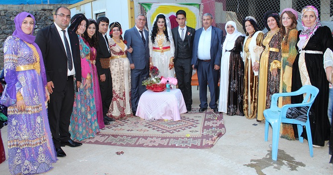 Ölmez ailesinin mutlu günü! 4