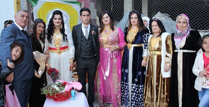 Ölmez ailesinin mutlu günü! 44