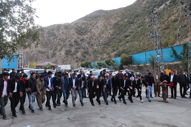 Ölmez ailesinin mutlu günü! 57