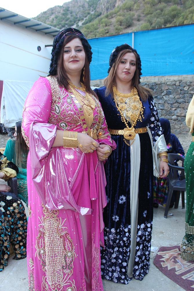 Ölmez ailesinin mutlu günü! 6