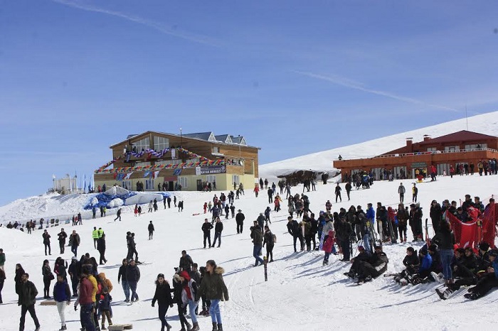 İYİ ŞEYLER DE OLUYOR 11