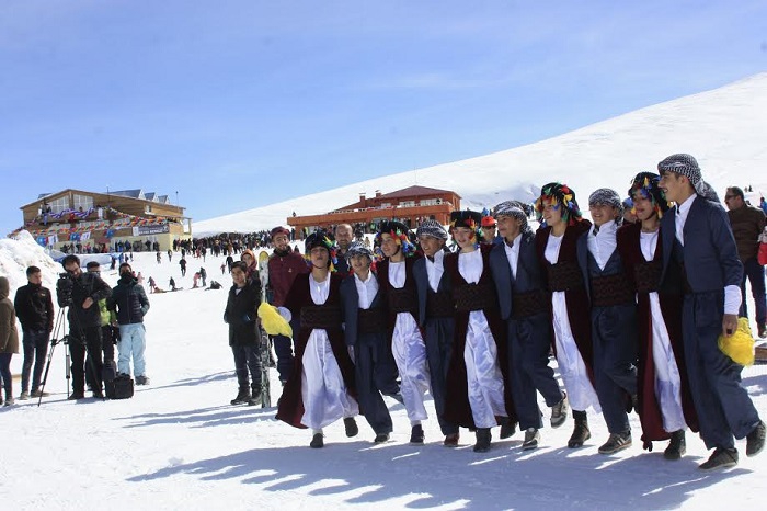 İYİ ŞEYLER DE OLUYOR 14