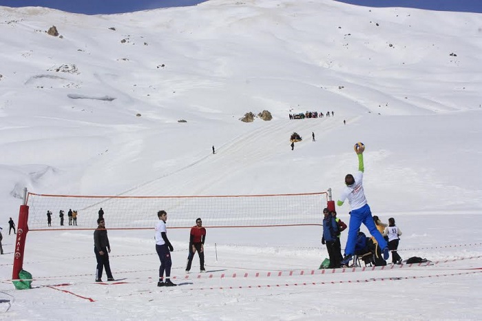 İYİ ŞEYLER DE OLUYOR 5