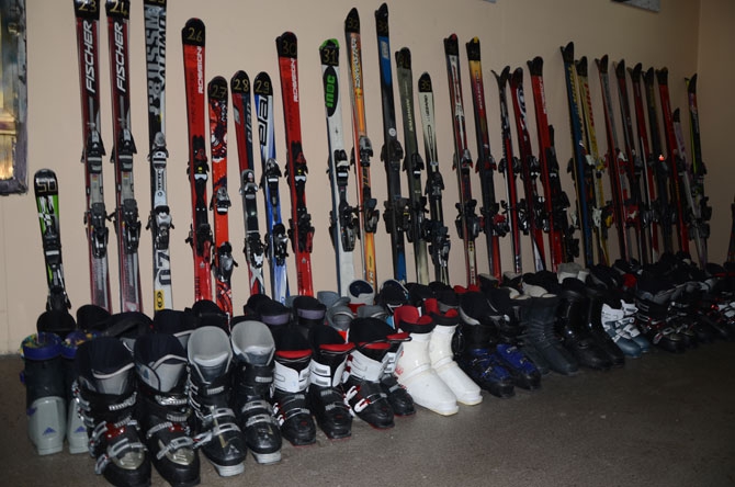 Hakkari’de kayak satı ve kiralama merkezi açıldı 4