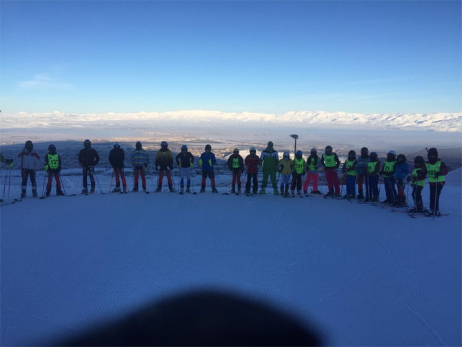 Hakkari Kayak takımı Erzurum'da 9 madalya ile döndü 6